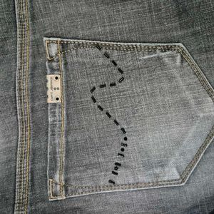 Low Waist Y2K Denim Straight Fit