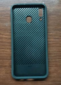 Samsung Galaxy M20 Cover.