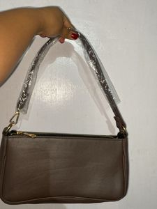 Classic Shoulder Bag