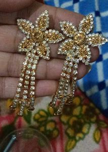 Earrings With Sahara
