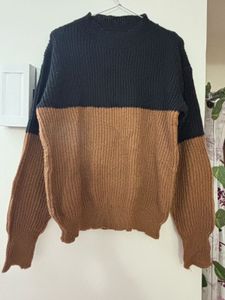 Two-Tone Knit Pullover