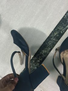 blue velvet sandal