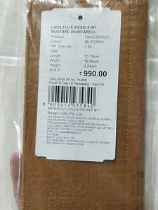 Baggit Wallet Mustard