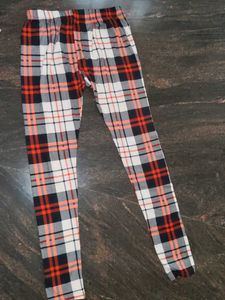 Checkhered Trousers