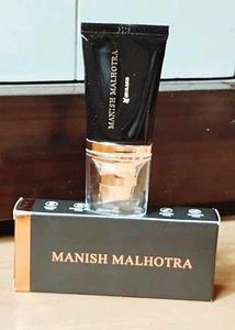 Manish Malhotra Luminious Moisturising Primer