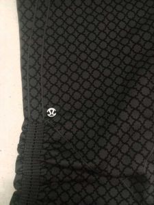 Patterned Capri Leggings