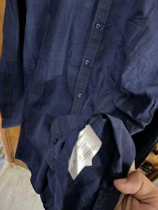 WESTSIDE NAVY BLUE CHECKED SHIRT 38