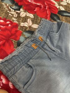 girls Stylish Denim Jeans in coin 1200-/