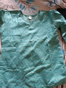 Patterned Green Top