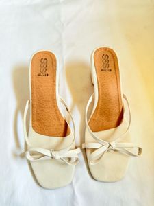SSS White Bow Block Heels