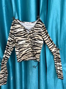 Tiger Print Long Sleeve Top