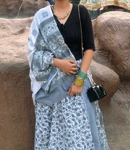 Elegant Floral Print Lehenga Choli