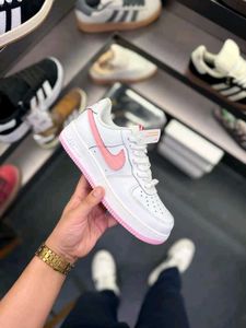 *NIKE AIRFORCE ONE VALENTINE FOR GIRLS*