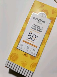 Dot&Key Vitamin C+E Super Bright Sunscreen 🧴🌞