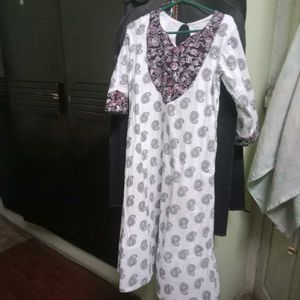 Pure Cotton Aline Kurta With Lining