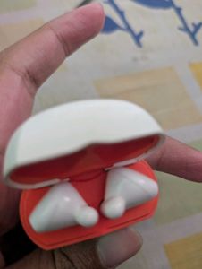 Amazon Basics earbuds one side working