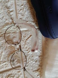 Vincent Chase Eyeglasses Classic Round