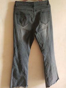 Grey Jeans Very Good Quality And Looks Stylish
