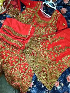 ❣️❣️tomato Red & Gold heavy frock with heav