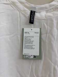 H&amp;M CREPE VEST TOP