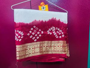 Red &amp; White Bandhani Saree