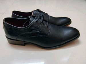 Genuine Leather Shoes.