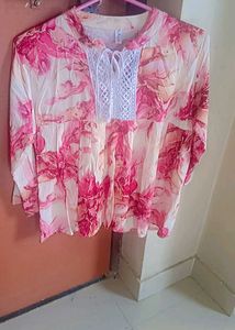 New Trendy Top