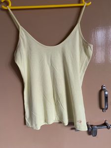Levi’s Floral Lace Top With Inner