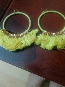 earings made of thread