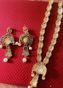 White Stone Jewellery Set