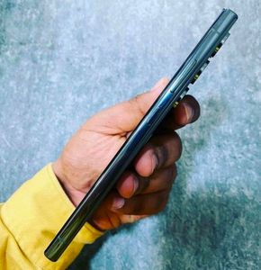 Samsong S23