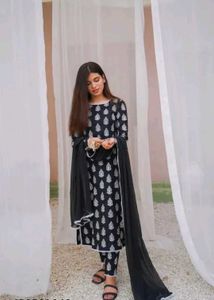 Kurti Set With Dupatta