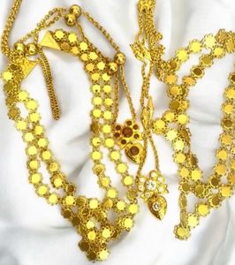 Elegant golden chain