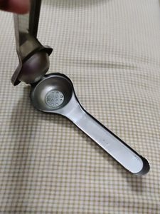 Lemon Squeezer