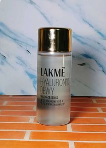 Lakme Hyaluronic Dewy Micro Essence