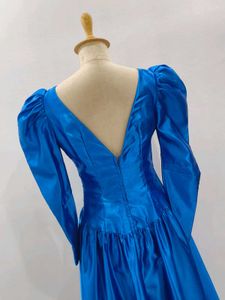 Elegant Blue Midi Dress