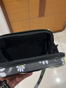 Daisy Crossbody Bag