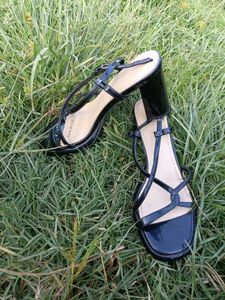 black strappy  classy heel