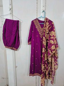 Pretty Kurta Set