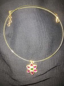 Gold Tone Flower Pendant Invisible Chain