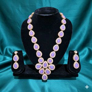 Elegant Necklace Sets
