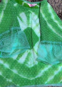 Green Tide Dye Top