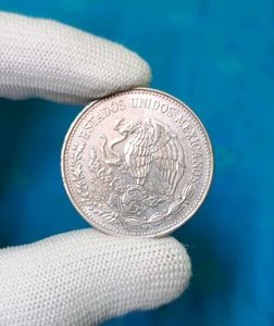 Mexico 20 Pesos Coin 1984, VF Condition