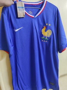 CLUBS AND COUNTRY JERSEYS