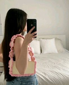 Crochet Ruffle Shoulder Bag!!
