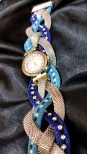 crystal chain watch with magnetic inter  lock