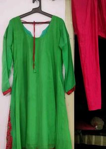 Green &amp; Red Embroidered Kurta Set