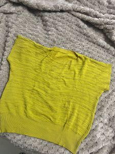 tiger textured green top