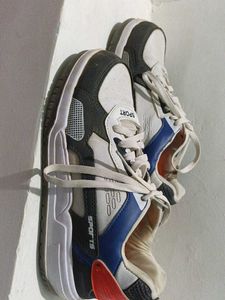 Stylish Sports Sneakers