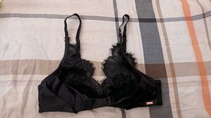 Lace Detail Bra size XS